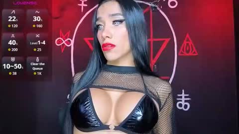 Snapshot of victoriavampire666 chatting on December 1, 2025, 6:35 pm Victoria Vampire online show from December 1, 2025, 6:35 pm