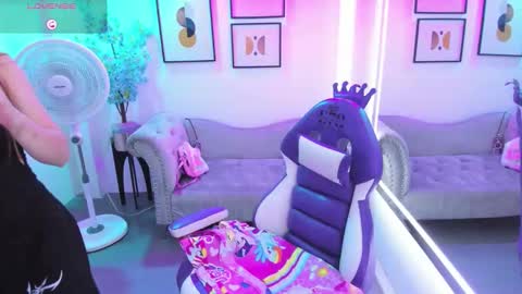 Snapshot of victoriia_doll chatting on March 18, 2026, 12:30 pm Victoria. online show from March 18, 2026, 12:30 pm