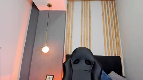 Snapshot of victoriia_vixen chatting on May 8, 2026, 11:21 pm Victoria Vixen online show from May 8, 2026, 11:21 pm
