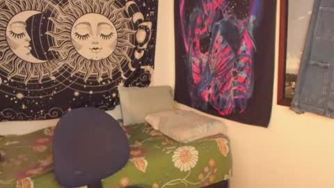 Victorino Jhonson online show from February 18, 2025, 8:03 pm