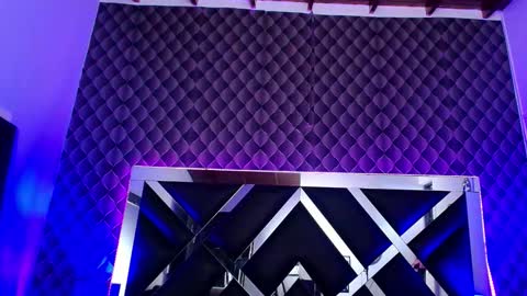 Snapshot of victtoria_lee chatting on October 20, 2025, 7:03 pm victtoria lee online show from October 20, 2025, 7:03 pm