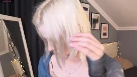 Eva online show from March 28, 2026, 12:16 pm