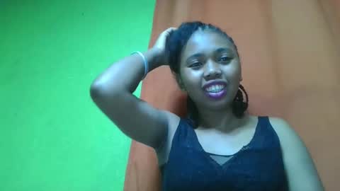 Snapshot of vierge28430 chatting on May 8, 2026, 11:37 am vierge28430 online show from May 8, 2026, 11:37 am