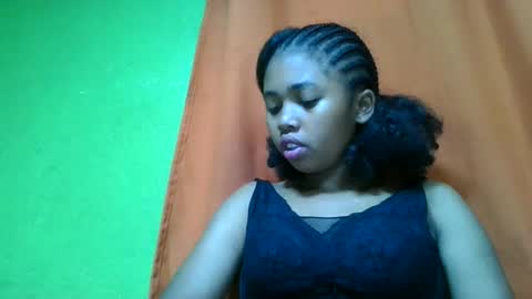 Snapshot of vierge28430 chatting on May 12, 2026, 7:05 am vierge28430 online show from May 12, 2026, 7:05 am