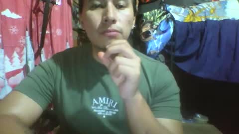 Snapshot of viernes1010 chatting on November 25, 2025, 2:55 am viernes1010 online show from November 25, 2025, 2:55 am