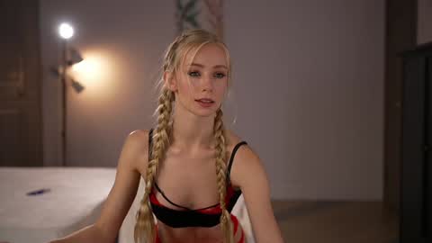 Snapshot of vika54784 chatting on October 31, 2025, 5:52 am vika54784 online show from October 31, 2025, 5:52 am