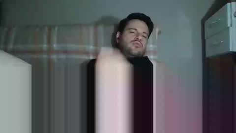 Snapshot of vikbika2 chatting on December 1, 2024, 6:30 pm Tom reunz online show from December 1, 2024, 6:30 pm