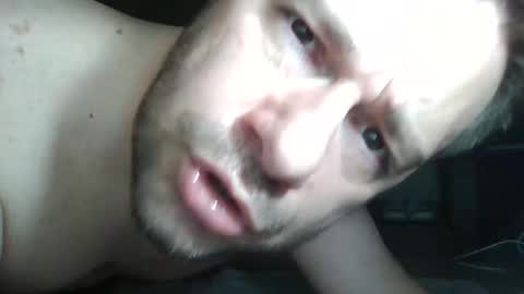 Snapshot of vikbika2 chatting on February 18, 2025, 7:19 pm Tom reunz online show from February 18, 2025, 7:19 pm