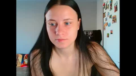 Snapshot of viki_kelt chatting on September 30, 2025, 1:43 am Viki Kelt online show from September 30, 2025, 1:43 am