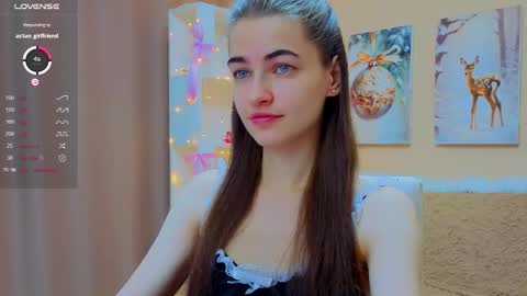 Snapshot of vikiberry chatting on December 19, 2025, 5:25 am vikiberry online show from December 19, 2025, 5:25 am