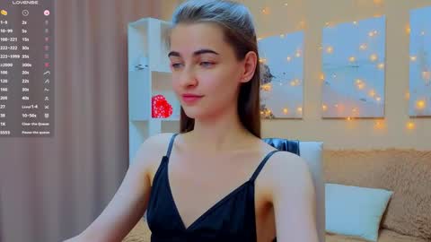 vikiberry online show from May 3, 2026, 4:13 pm