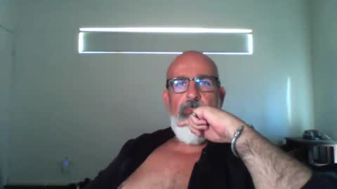 Snapshot of viking666aaa chatting on February 27, 2026, 2:11 am Viking666 here to play not to pay ladies online show from February 27, 2026, 2:11 am