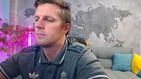 vikingchrisss online show from December 5, 2025, 11:30 am