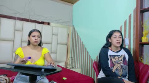 vikiTomson online show from April 4, 2026, 1:08 pm