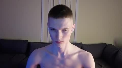 Snapshot of viksons chatting on April 8, 2026, 5:13 pm Max online show from April 8, 2026, 5:13 pm