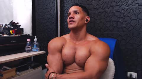 Viktor Herrera online show from September 17, 2025, 3:24 pm