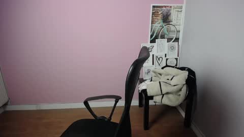 Snapshot of viktoria_lovely chatting on December 31, 2024, 6:16 am viktoria_lovely online show from December 31, 2024, 6:16 am