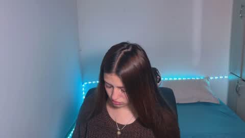 viky_evanss online show from June 17, 2026, 7:26 pm