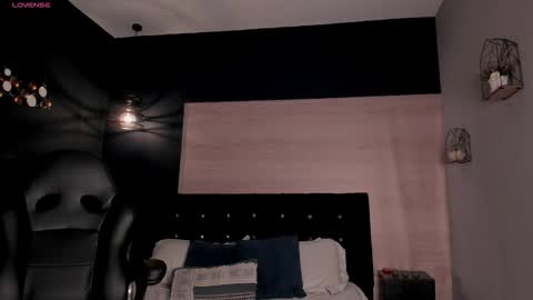 Snapshot of vikypetiteee chatting on March 13, 2026, 3:40 pm Victoria online show from March 13, 2026, 3:40 pm