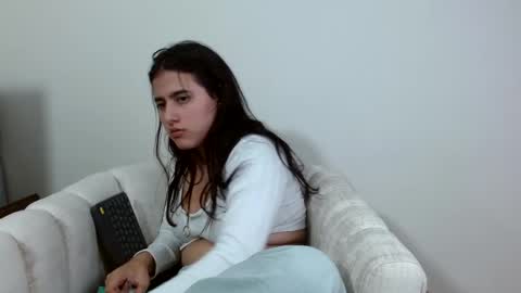 Snapshot of vikysexy28 chatting on February 18, 2025, 4:37 am vikysexy28 online show from February 18, 2025, 4:37 am