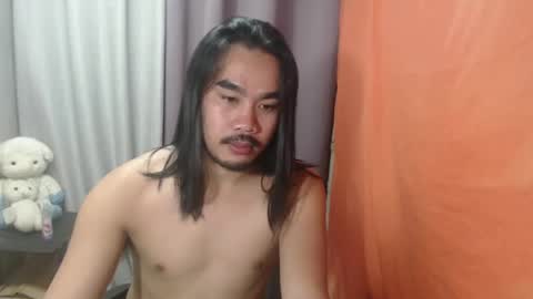 Snapshot of vin_17 chatting on March 2, 2025, 11:42 pm Call me Marvin online show from March 2, 2025, 11:42 pm