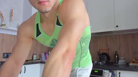 Vincent.  uncut 18cm online show from February 11, 2025, 8:15 am