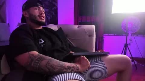 Vincent online show from January 12, 2026, 5:01 am