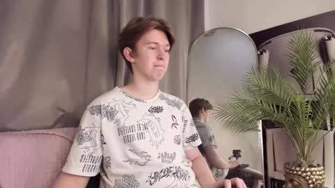 Vincent online show from October 14, 2025, 5:41 am