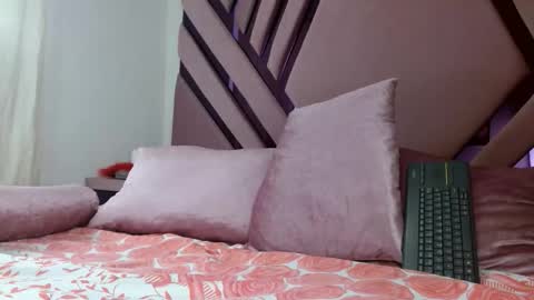 vinitryjhonson online show from December 16, 2025, 7:30 pm