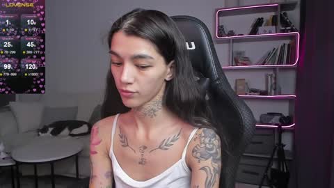 vinkitinkii online show from January 11, 2025, 9:57 am