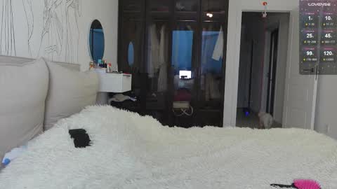 Snapshot of vinkitinkii chatting on December 21, 2025, 7:37 am vinkitinkii online show from December 21, 2025, 7:37 am