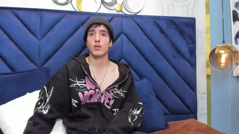 vinniematte online show from March 6, 2025, 2:19 am