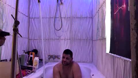 Snapshot of vinny150372 chatting on February 10, 2026, 10:47 pm vinny150372 online show from February 10, 2026, 10:47 pm