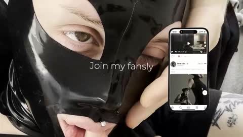 Snapshot of vinylstore chatting on February 20, 2026, 3:56 pm Diva Silvia online show from February 20, 2026, 3:56 pm