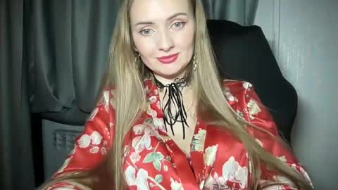 Snapshot of viola_1 chatting on February 9, 2025, 1:22 am Funny girl online show from February 9, 2025, 1:22 am