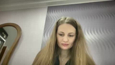 Snapshot of viola_1 chatting on February 3, 2026, 3:59 am Funny girl online show from February 3, 2026, 3:59 am