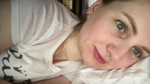 Snapshot of viola_1 chatting on February 7, 2026, 1:37 pm Funny girl online show from February 7, 2026, 1:37 pm