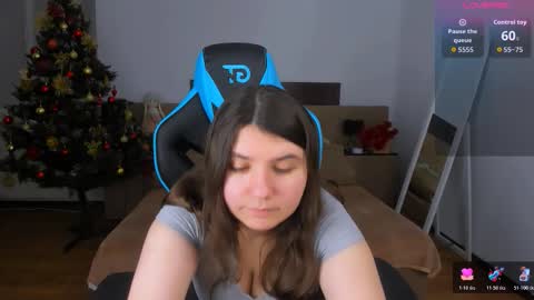 Snapshot of viola__shy chatting on January 9, 2026, 9:16 pm Viola online show from January 9, 2026, 9:16 pm