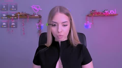 Snapshot of viola_sweet_ chatting on May 24, 2026, 9:03 am viola_sweet_ online show from May 24, 2026, 9:03 am