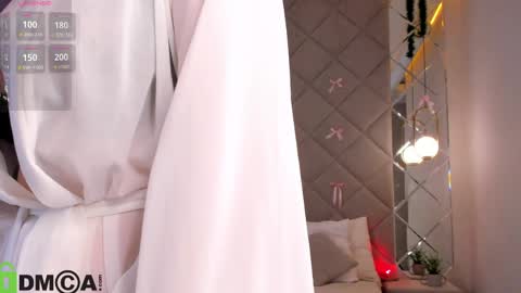 Snapshot of viola_wilson chatting on April 6, 2026, 1:14 am Viola online show from April 6, 2026, 1:14 am