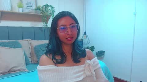 V I O L E T  online show from March 27, 2026, 1:55 pm
