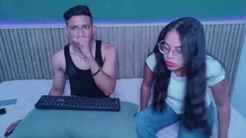 Snapshot of violet_and_dylan chatting on December 5, 2025, 12:14 pm violet_and_dylan online show from December 5, 2025, 12:14 pm