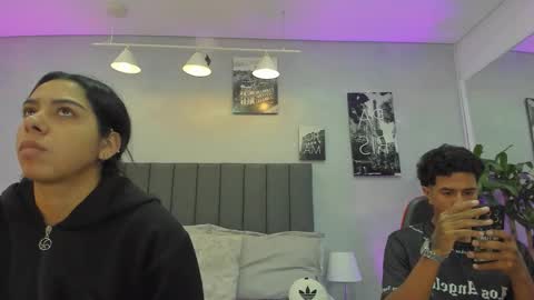 Violet and Myers online show from October 28, 2025, 11:25 am