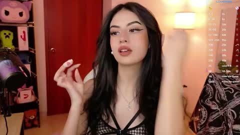 Snapshot of violet_catt chatting on April 23, 2026, 5:15 pm Violeta online show from April 23, 2026, 5:15 pm