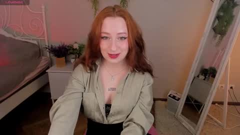 VIOLET online show from March 28, 2026, 3:44 pm