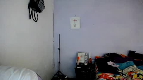 Snapshot of violet_hyuga chatting on February 25, 2025, 9:35 pm violet_hyuga online show from February 25, 2025, 9:35 pm