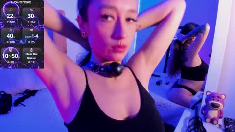 Violet Jones online show from March 28, 2026, 5:01 pm