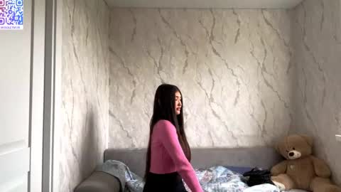 Snapshot of violet_mur chatting on May 28, 2026, 9:28 am Violet online show from May 28, 2026, 9:28 am