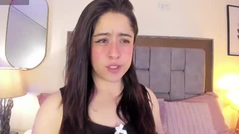 Violet Nova online show from June 18, 2026, 11:36 am