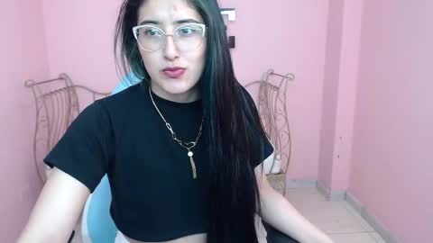 Snapshot of violet_raine_ chatting on October 20, 2025, 3:56 pm Violet  online show from October 20, 2025, 3:56 pm